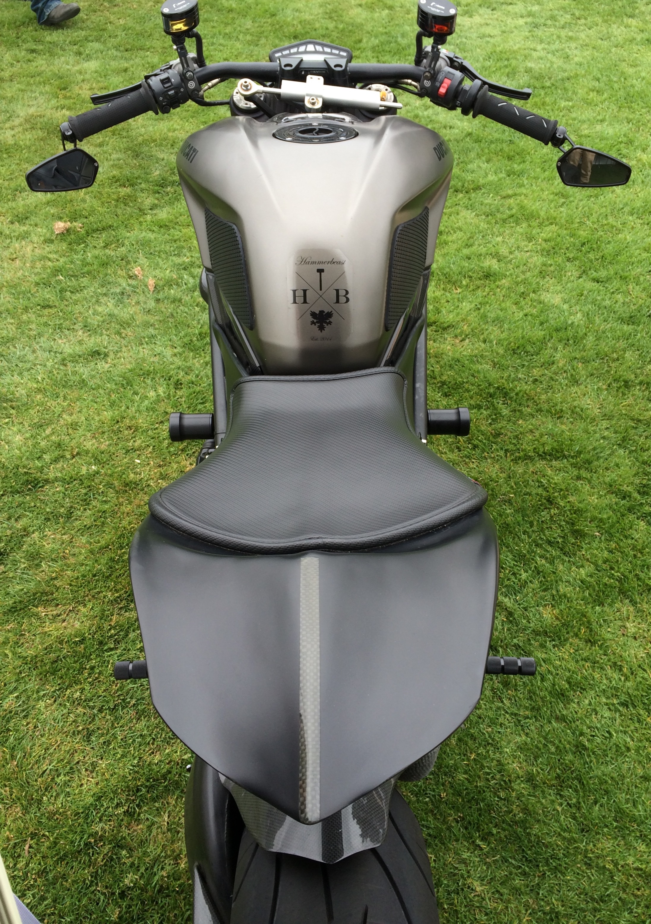 2010 Ducati Streetfighter photo 142